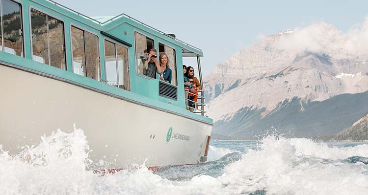 Lake Minnewanka Cruise